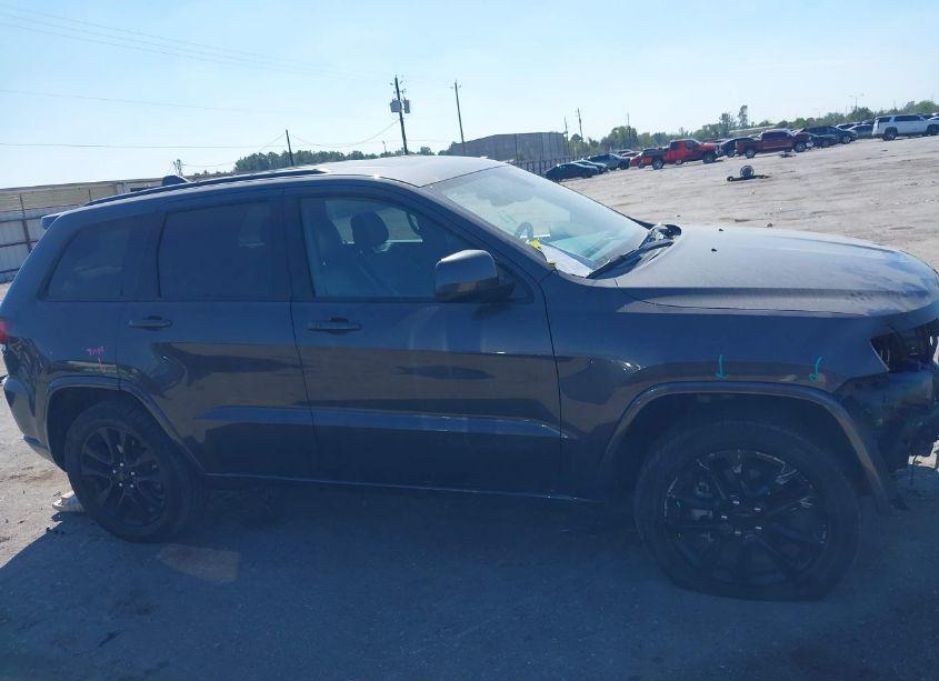 Photo 13 of 2018 Jeep Grand CHEROKEE ALTITUDE 4X4 (VIN 1C4RJFAG6JC245341)