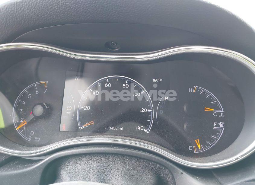 Photo 7 of 2018 Jeep Grand CHEROKEE LAREDO E 4X4 (VIN 1C4RJFAG6JC335606)