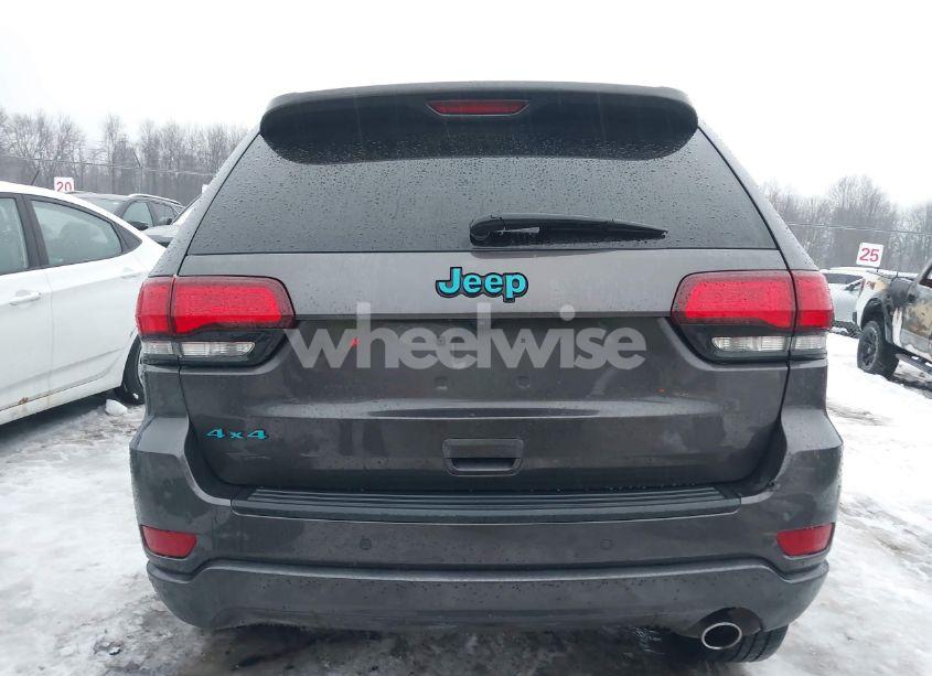 Photo 15 of 2018 Jeep Grand CHEROKEE ALTITUDE 4X4 (VIN 1C4RJFAG6JC500697)