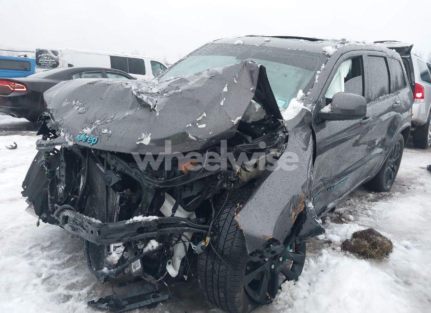 Photo 2 of 2018 Jeep Grand CHEROKEE ALTITUDE 4X4 (VIN 1C4RJFAG6JC500697)