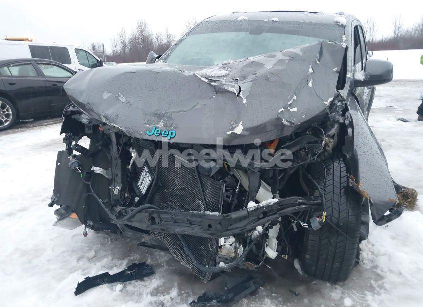 Photo 6 of 2018 Jeep Grand CHEROKEE ALTITUDE 4X4 (VIN 1C4RJFAG6JC500697)