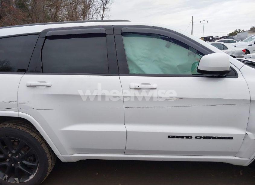 Photo 13 of 2019 Jeep Grand CHEROKEE ALTITUDE 4X4 (VIN 1C4RJFAG6KC710010)