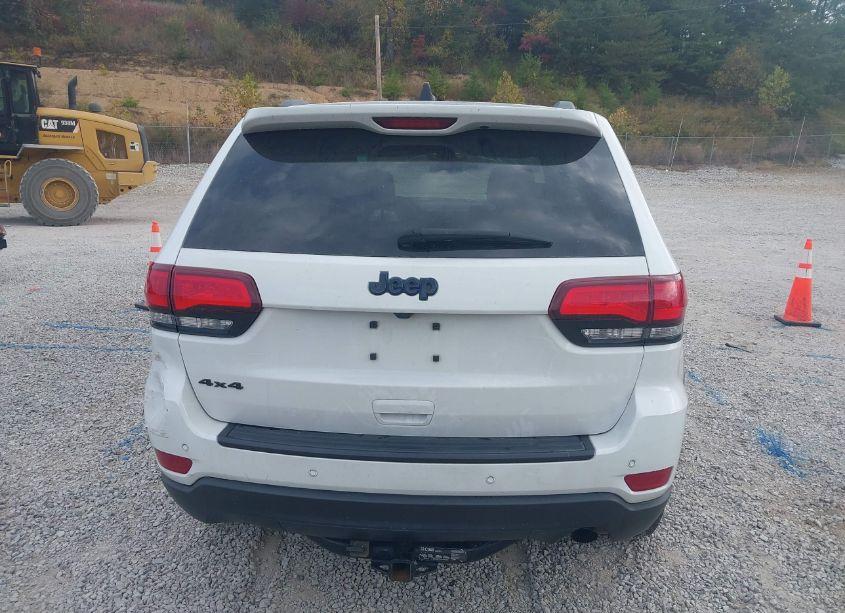 Photo 17 of 2019 Jeep Grand CHEROKEE UPLAND 4X4 (VIN 1C4RJFAG6KC720715)