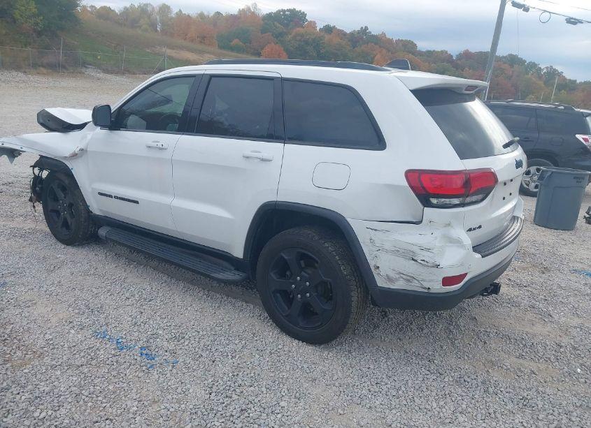 Photo 3 of 2019 Jeep Grand CHEROKEE UPLAND 4X4 (VIN 1C4RJFAG6KC720715)