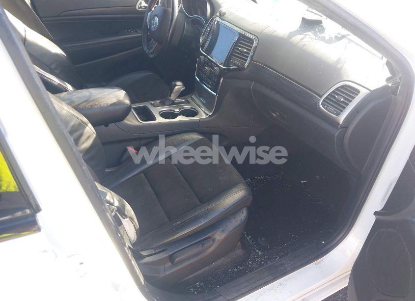 Photo 5 of 2021 Jeep Grand CHEROKEE LAREDO X 4X4 (VIN 1C4RJFAG6MC562086)