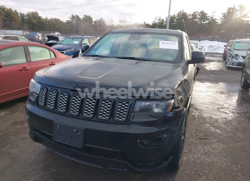 Photo 2 of 2021 Jeep Grand CHEROKEE LAREDO X 4X4 (VIN 1C4RJFAG6MC599672)