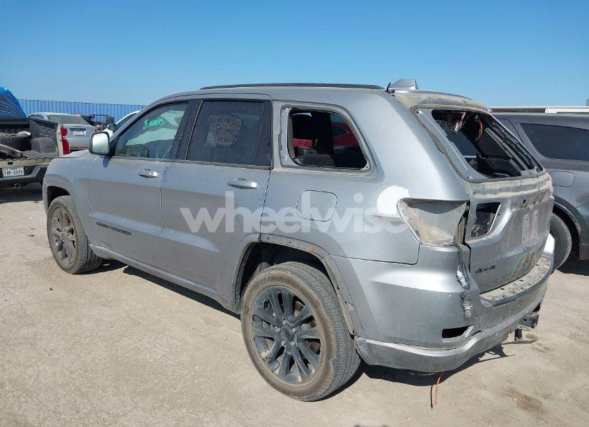 Photo 3 of 2021 Jeep Grand CHEROKEE LAREDO X 4X4 (VIN 1C4RJFAG6MC769674)