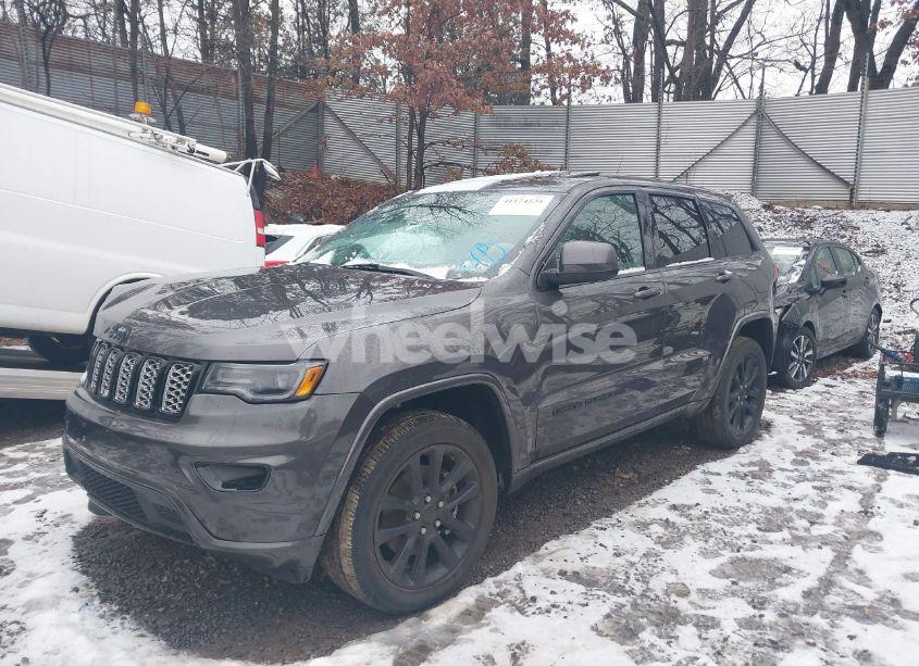 Photo 2 of 2021 Jeep Grand CHEROKEE LAREDO X 4X4 (VIN 1C4RJFAG6MC777743)