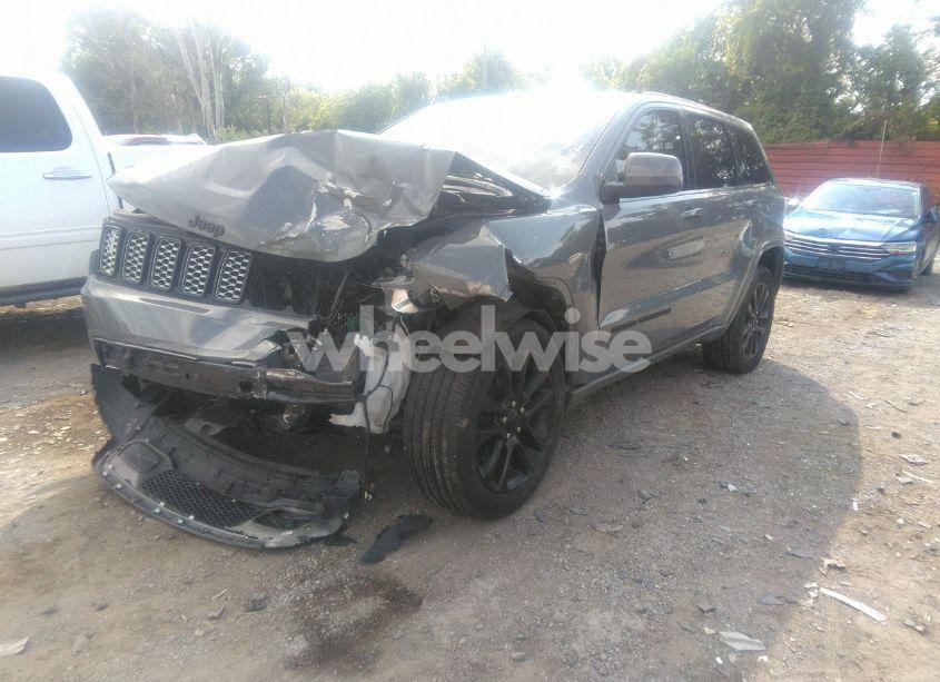 Photo 2 of 2021 Jeep Grand CHEROKEE LAREDO X 4X4 (VIN 1C4RJFAG6MC810076)