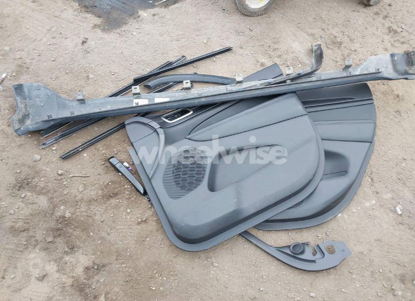 Photo 12 of 2022 Jeep Grand CHEROKEE WK LAREDO E 4X4 (VIN 1C4RJFAG6NC113749)