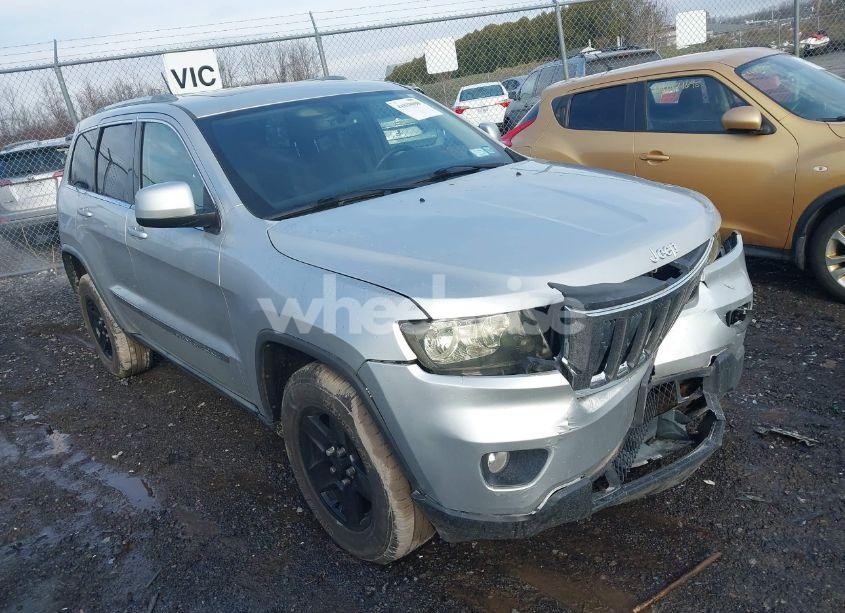 2012 Jeep Grand CHEROKEE LAREDO (VIN 1C4RJFAG7CC135143) main photo