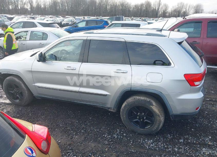Photo 15 of 2012 Jeep Grand CHEROKEE LAREDO (VIN 1C4RJFAG7CC135143)