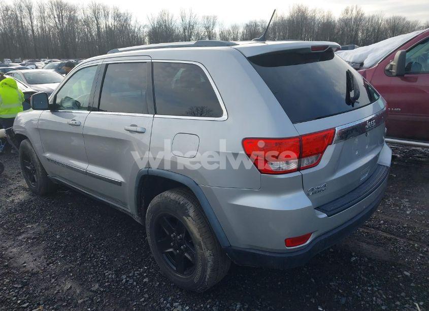 Photo 3 of 2012 Jeep Grand CHEROKEE LAREDO (VIN 1C4RJFAG7CC135143)
