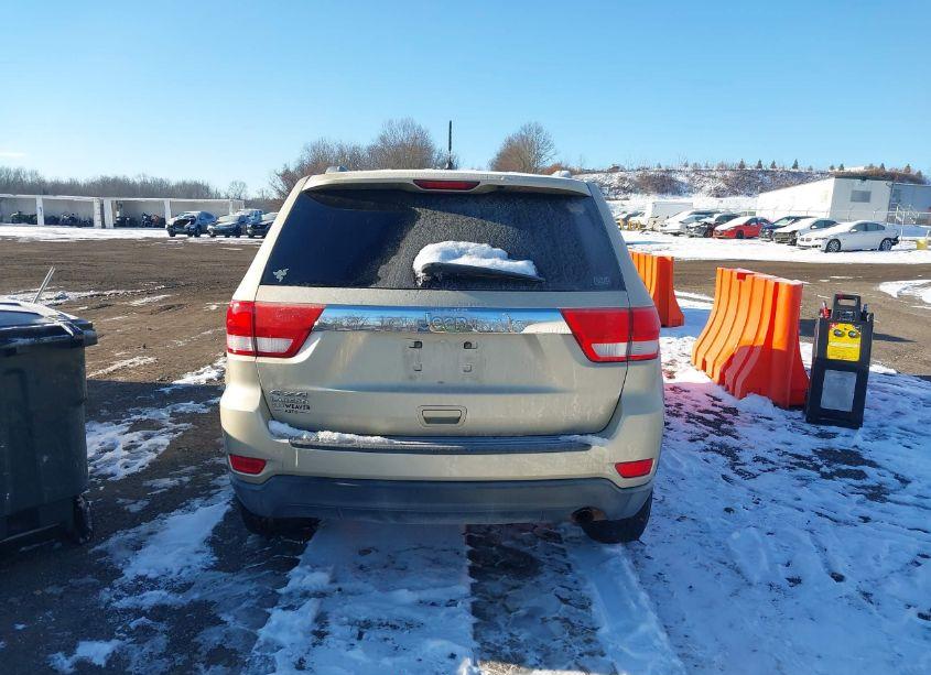 Photo 16 of 2012 Jeep Grand CHEROKEE LAREDO (VIN 1C4RJFAG7CC149169)