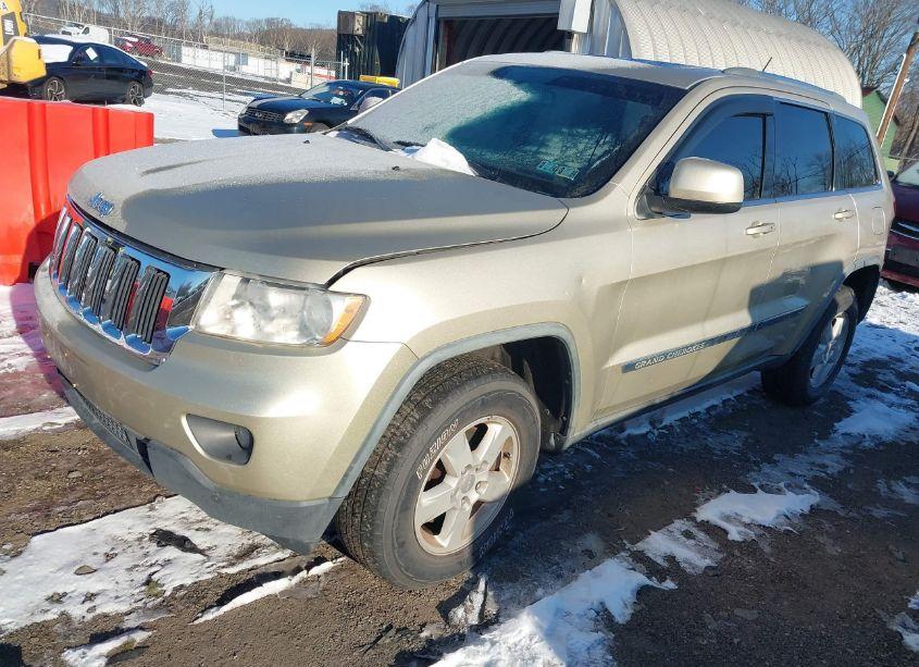 Photo 2 of 2012 Jeep Grand CHEROKEE LAREDO (VIN 1C4RJFAG7CC149169)