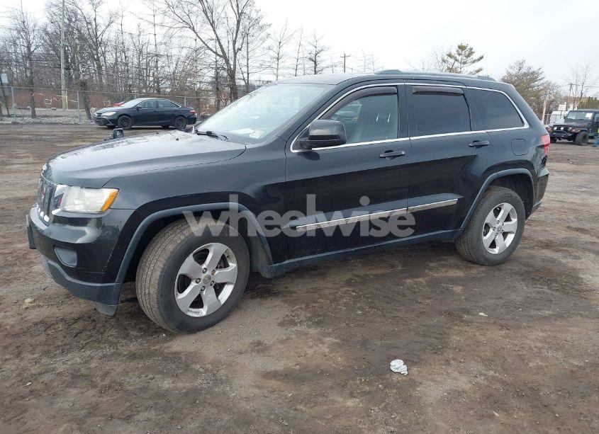 Photo 2 of 2012 Jeep Grand CHEROKEE LAREDO (VIN 1C4RJFAG7CC249594)