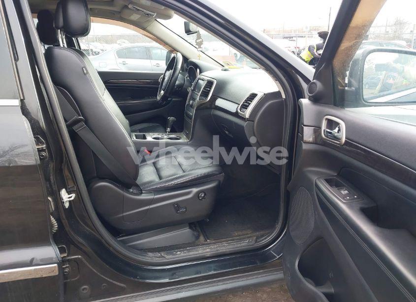 Photo 5 of 2012 Jeep Grand CHEROKEE LAREDO (VIN 1C4RJFAG7CC249594)