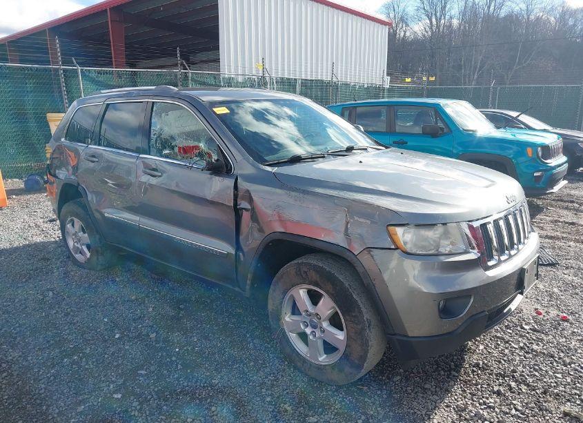 2013 Jeep Grand CHEROKEE LAREDO (VIN 1C4RJFAG7DC536774) main photo