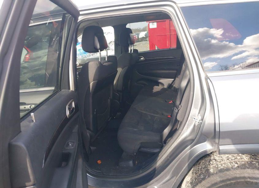 Photo 8 of 2013 Jeep Grand CHEROKEE LAREDO (VIN 1C4RJFAG7DC536774)