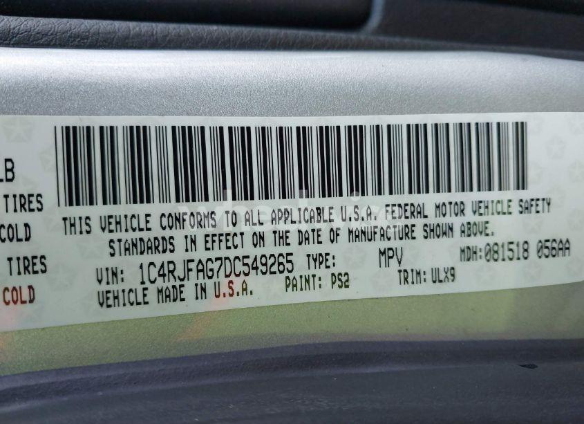 Photo 9 of 2013 Jeep Grand CHEROKEE LAREDO (VIN 1C4RJFAG7DC549265)