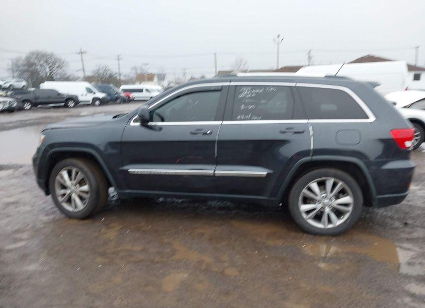 Photo 14 of 2013 Jeep Grand CHEROKEE LAREDO (VIN 1C4RJFAG7DC594853)