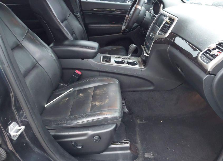 Photo 5 of 2013 Jeep Grand CHEROKEE LAREDO (VIN 1C4RJFAG7DC594853)