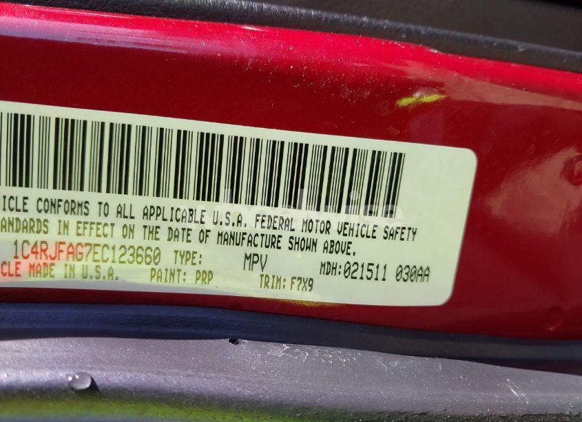 Photo 9 of 2014 Jeep Grand CHEROKEE LAREDO (VIN 1C4RJFAG7EC123660)