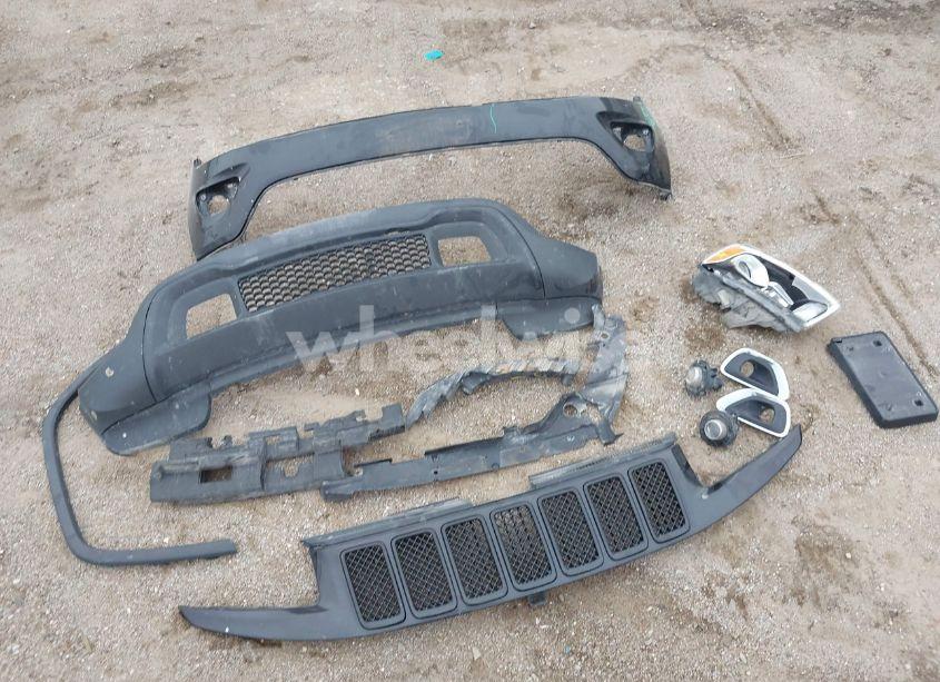 Photo 12 of 2014 Jeep Grand CHEROKEE LAREDO (VIN 1C4RJFAG7EC220129)