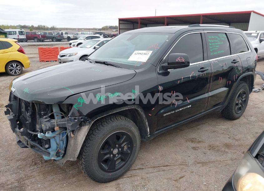 Photo 2 of 2014 Jeep Grand CHEROKEE LAREDO (VIN 1C4RJFAG7EC220129)