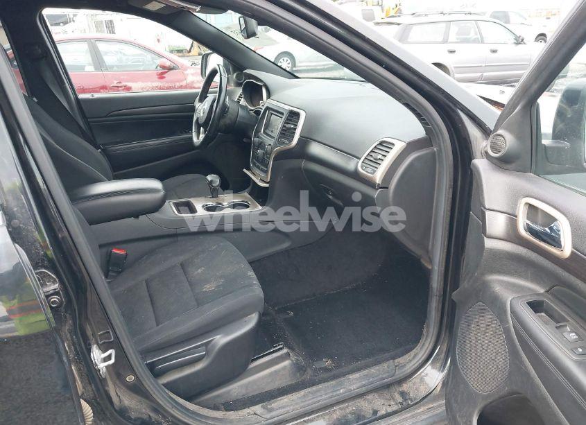 Photo 5 of 2014 Jeep Grand CHEROKEE LAREDO (VIN 1C4RJFAG7EC410500)