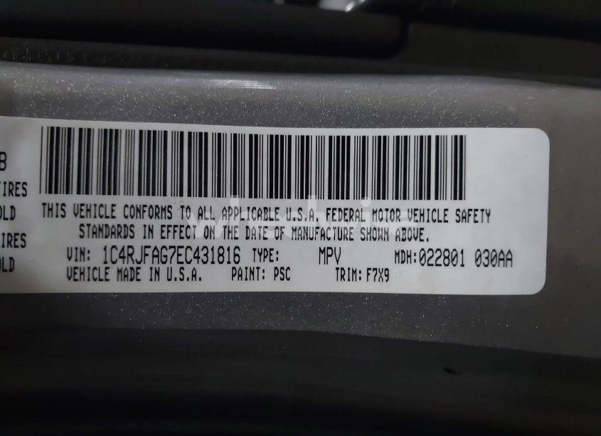 Photo 9 of 2014 Jeep Grand CHEROKEE LAREDO (VIN 1C4RJFAG7EC431816)