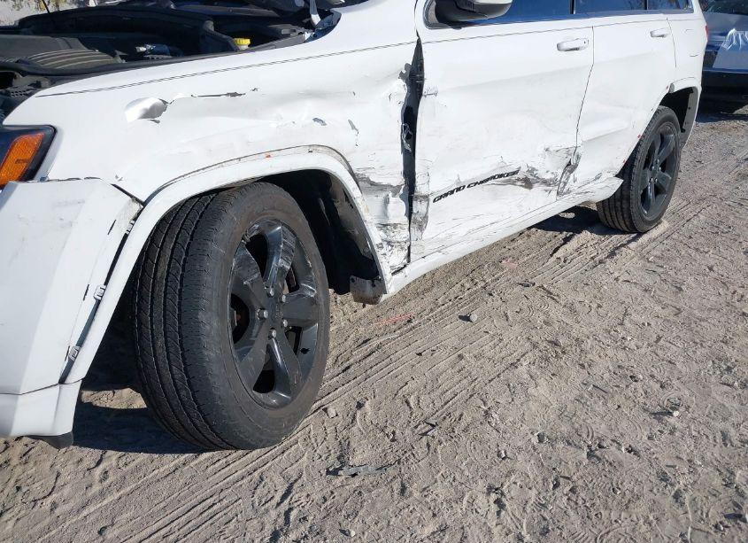 Photo 6 of 2014 Jeep Grand CHEROKEE ALTITUDE (VIN 1C4RJFAG7EC546920)