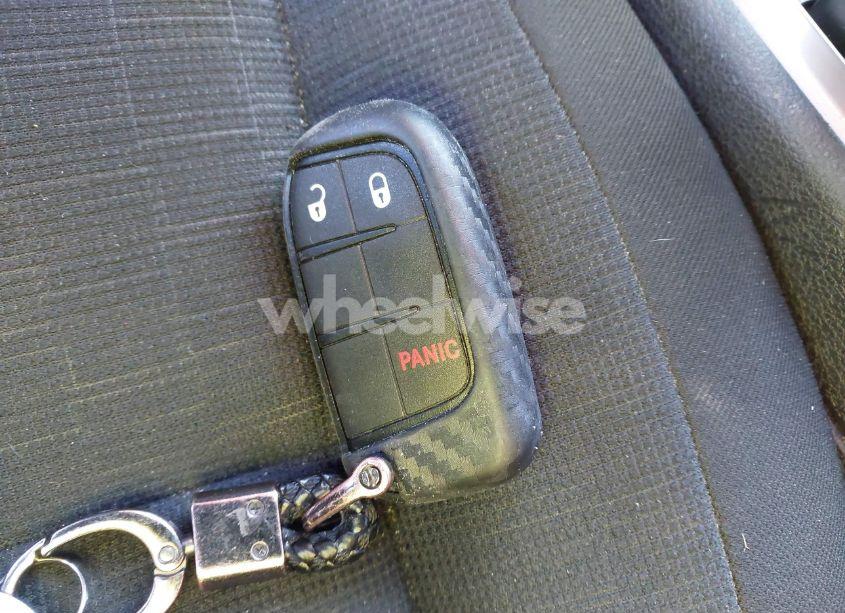 Photo 11 of 2015 Jeep Grand CHEROKEE LAREDO (VIN 1C4RJFAG7FC168602)