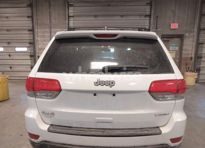 Photo 16 of 2015 Jeep Grand CHEROKEE LAREDO (VIN 1C4RJFAG7FC676424)