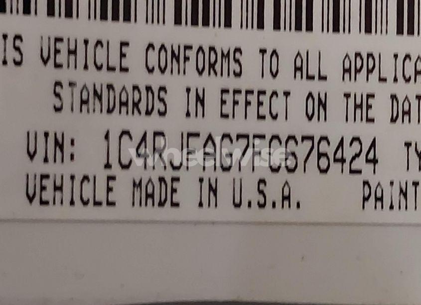 Photo 9 of 2015 Jeep Grand CHEROKEE LAREDO (VIN 1C4RJFAG7FC676424)