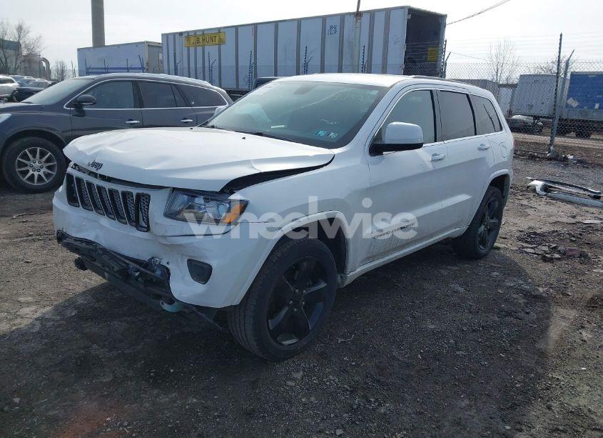 Photo 2 of 2015 Jeep Grand CHEROKEE ALTITUDE (VIN 1C4RJFAG7FC742325)