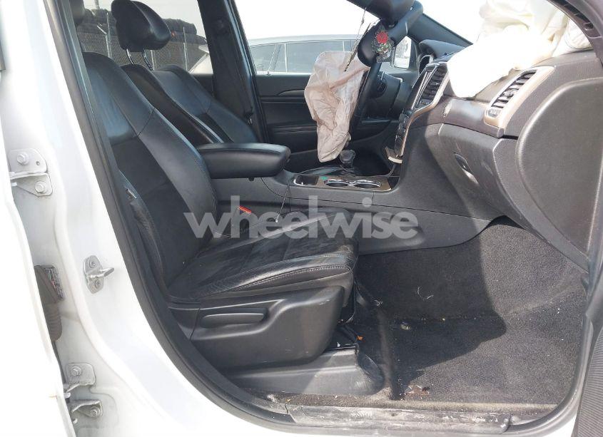 Photo 5 of 2015 Jeep Grand CHEROKEE ALTITUDE (VIN 1C4RJFAG7FC742325)