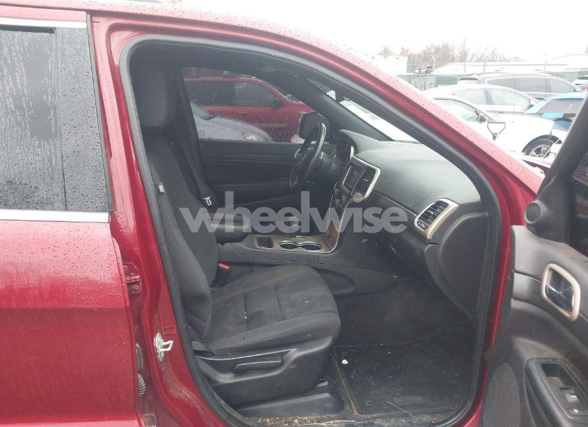 Photo 5 of 2015 Jeep Grand CHEROKEE LAREDO (VIN 1C4RJFAG7FC790486)