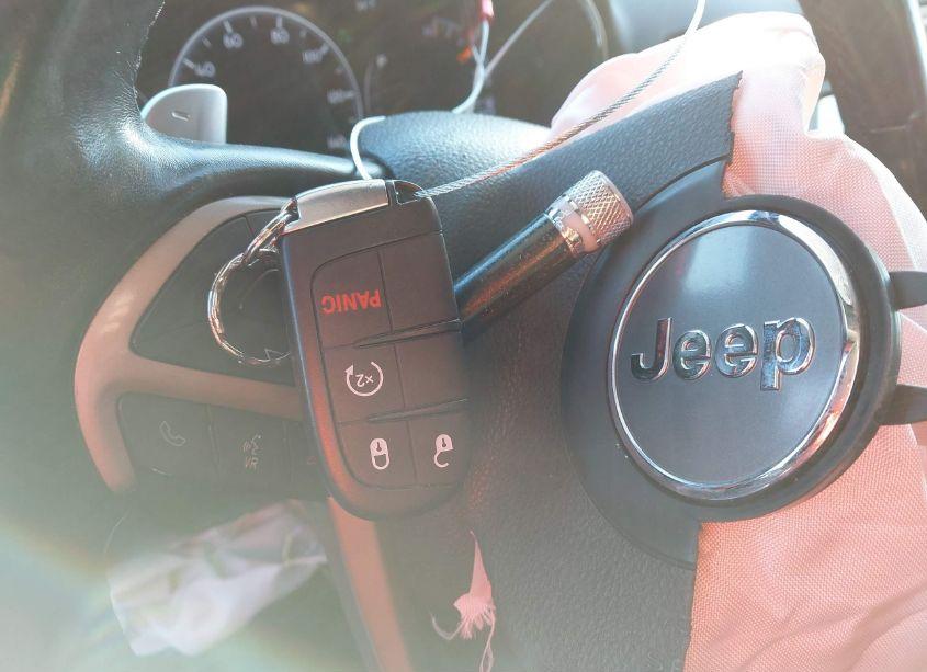 Photo 11 of 2015 Jeep Grand CHEROKEE LAREDO (VIN 1C4RJFAG7FC821946)