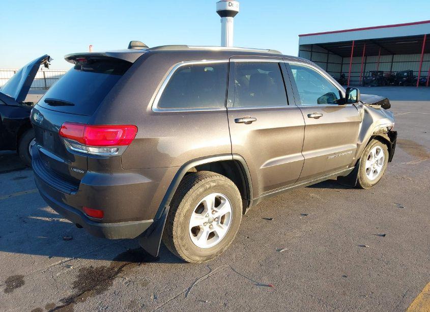 Photo 4 of 2015 Jeep Grand CHEROKEE LAREDO (VIN 1C4RJFAG7FC821946)