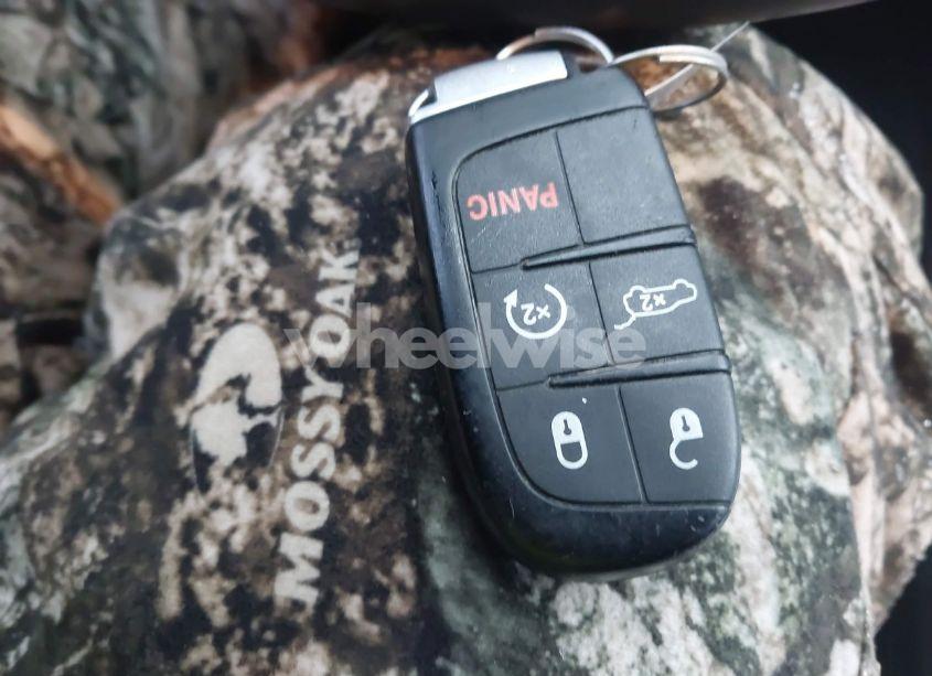 Photo 11 of 2015 Jeep Grand CHEROKEE ALTITUDE (VIN 1C4RJFAG7FC933629)