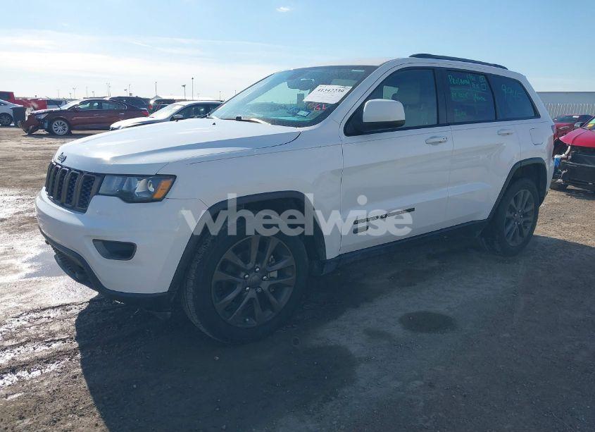 Photo 2 of 2017 Jeep Grand CHEROKEE 75TH ANNIVERSARY EDITION 4X4 (VIN 1C4RJFAG7HC607543)
