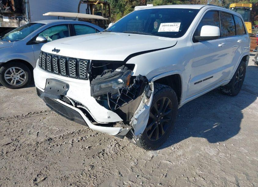 Photo 6 of 2017 Jeep Grand CHEROKEE ALTITUDE 4X4 (VIN 1C4RJFAG7HC700644)