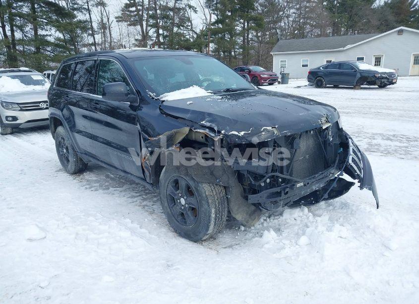 2017 Jeep Grand CHEROKEE LAREDO 4X4 (VIN 1C4RJFAG7HC729805) main photo