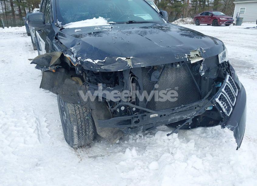 Photo 6 of 2017 Jeep Grand CHEROKEE LAREDO 4X4 (VIN 1C4RJFAG7HC729805)