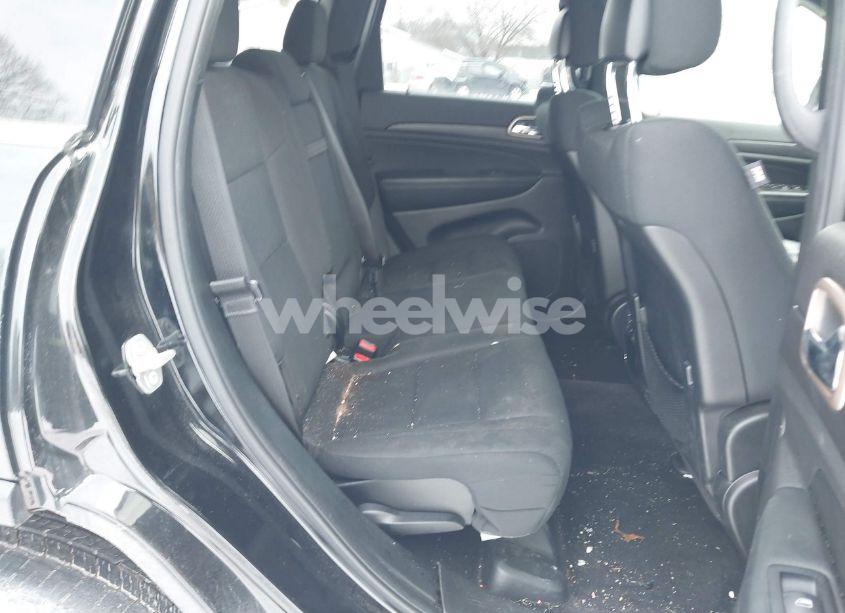 Photo 8 of 2017 Jeep Grand CHEROKEE LAREDO 4X4 (VIN 1C4RJFAG7HC729805)