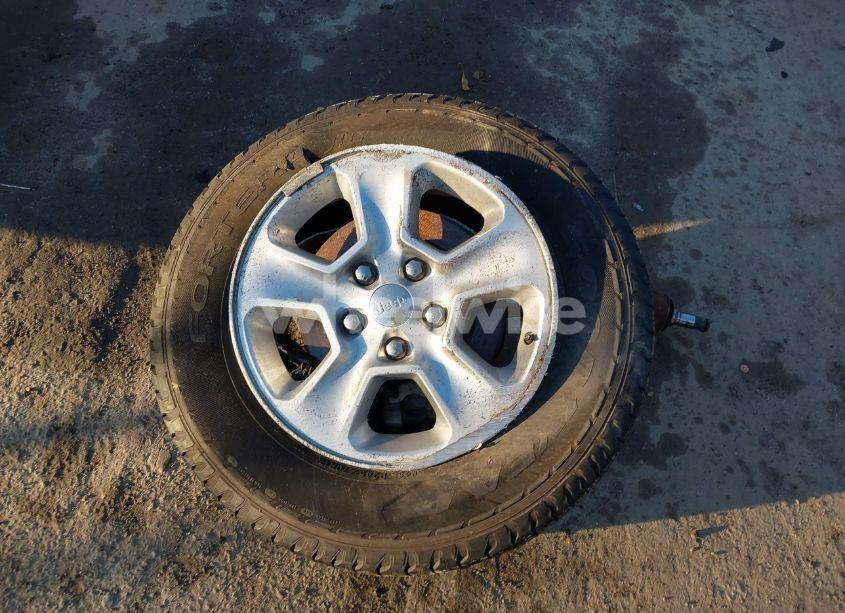 Photo 12 of 2017 Jeep Grand CHEROKEE LAREDO 4X4 (VIN 1C4RJFAG7HC756017)