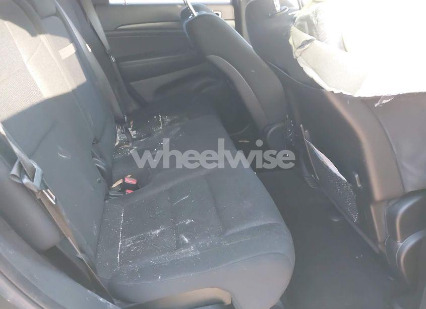 Photo 8 of 2017 Jeep Grand CHEROKEE LAREDO 4X4 (VIN 1C4RJFAG7HC756017)