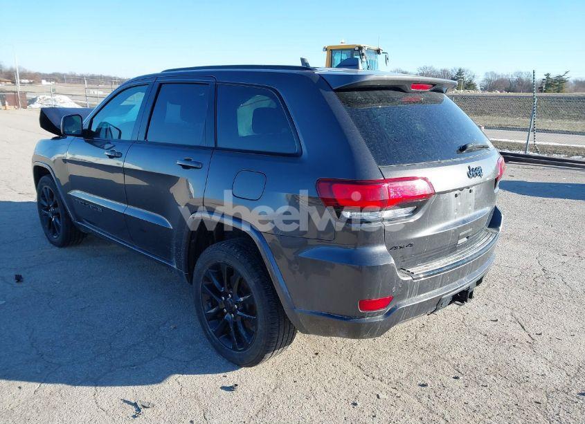 Photo 3 of 2017 Jeep Grand CHEROKEE ALTITUDE 4X4 (VIN 1C4RJFAG7HC769642)