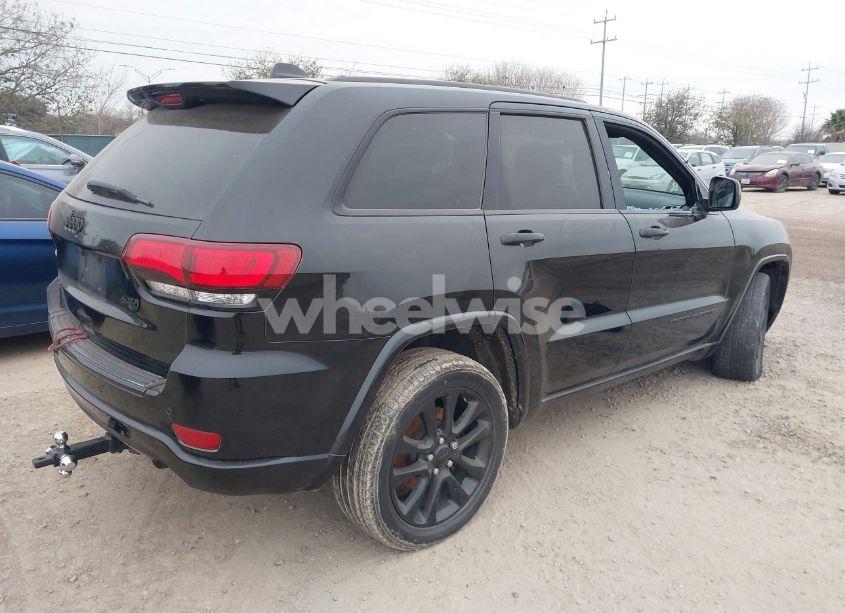 Photo 4 of 2017 Jeep Grand CHEROKEE ALTITUDE 4X4 (VIN 1C4RJFAG7HC861799)